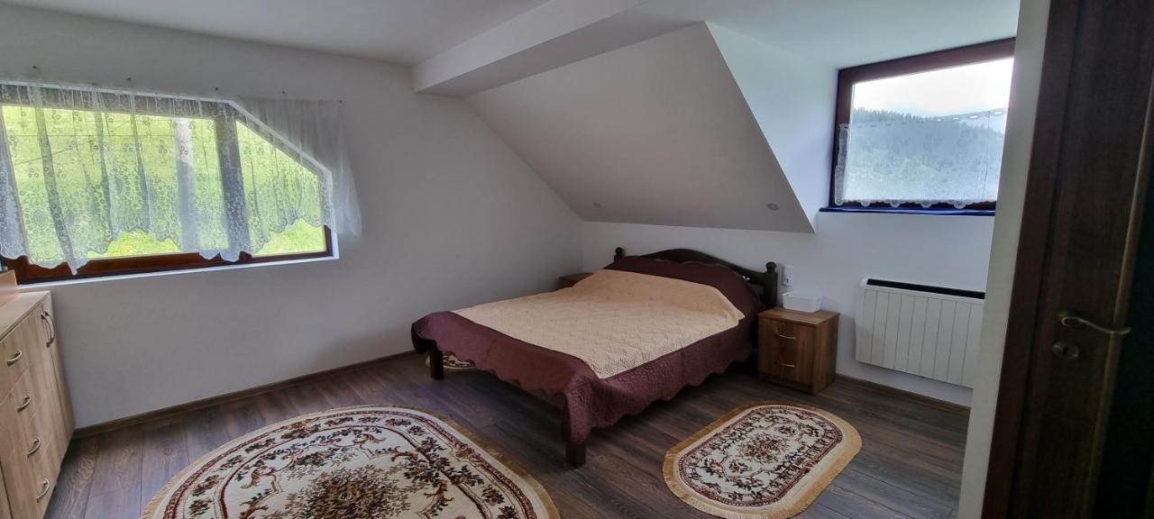 Karacsony Guest House Lunca de Sus Exteriér fotografie
